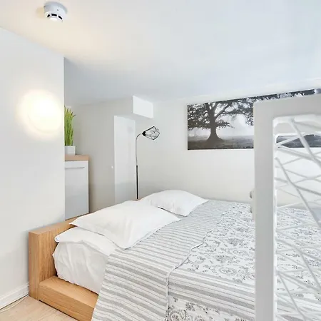 Heritage Brick By Rotermann Apts